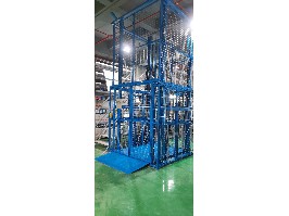 液壓升降平臺封全網 閣樓配套